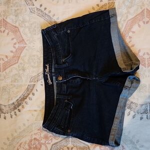 Dark wash Universal Thread denim shorts